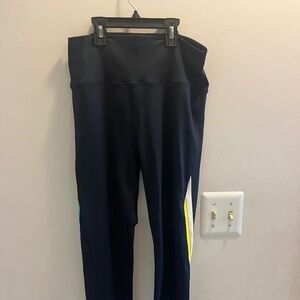 Womens leggings with colored striped sides